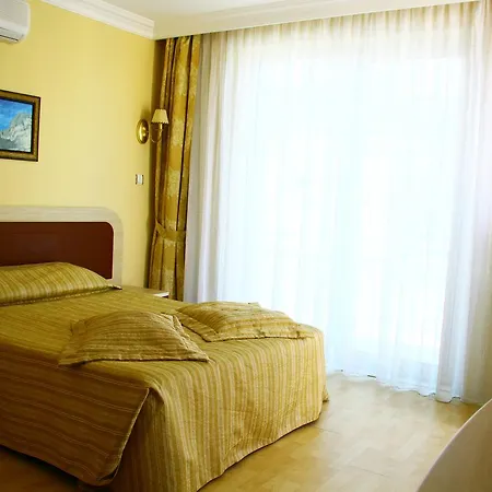 Isik Ayvalik